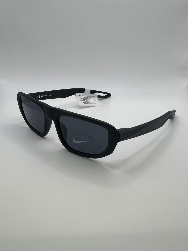 Nike NV04 Matte Black Unisex Sunglass - NKDZ7376.010.52/17