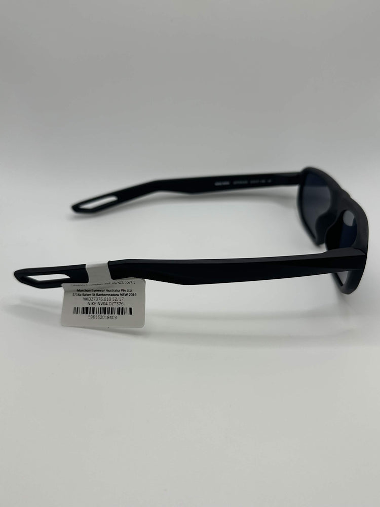 Nike NV04 Matte Black Unisex Sunglass - NKDZ7376.010.52/17