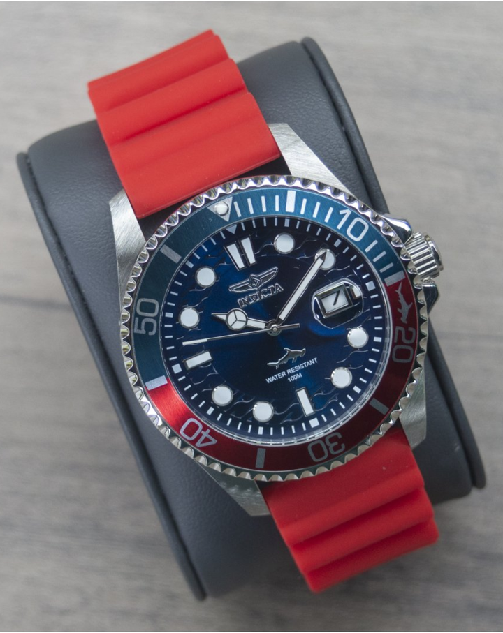 Invicta Pro Diver Shark Red Silicone Band Mens Watch - 47164