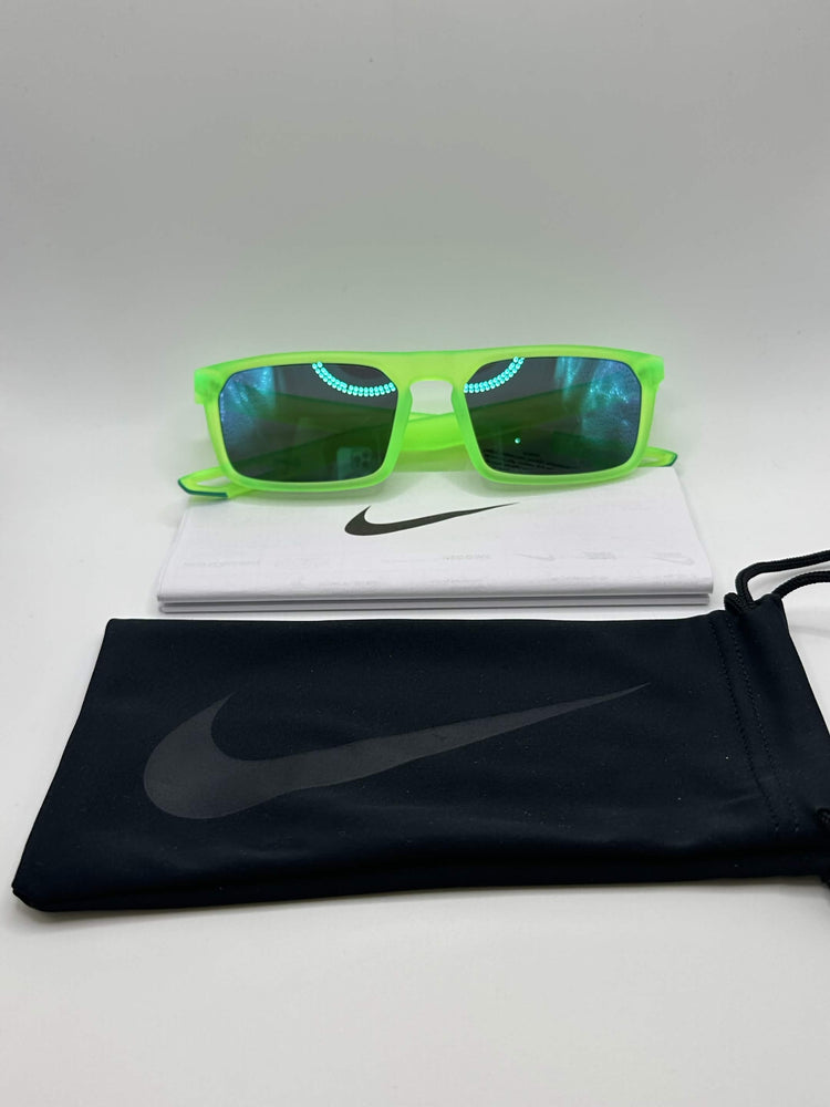 Nike Matte Ghost Green Unisex Sunglass - NKDZ7375.358.55/18