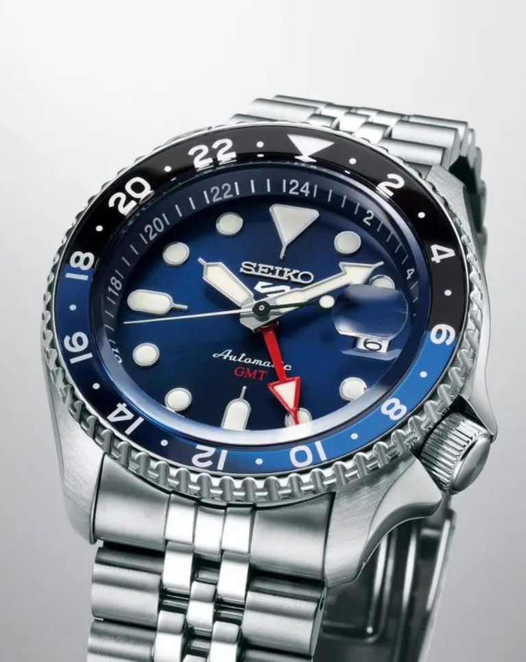 Seiko 5 Sports GMT “Blueberry” - SSK003